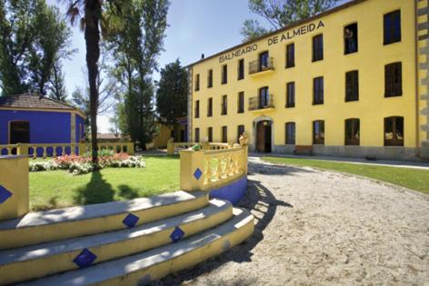 Hotel Balneario Almeida Dama Verde Almeida de Sayago Exterior photo
